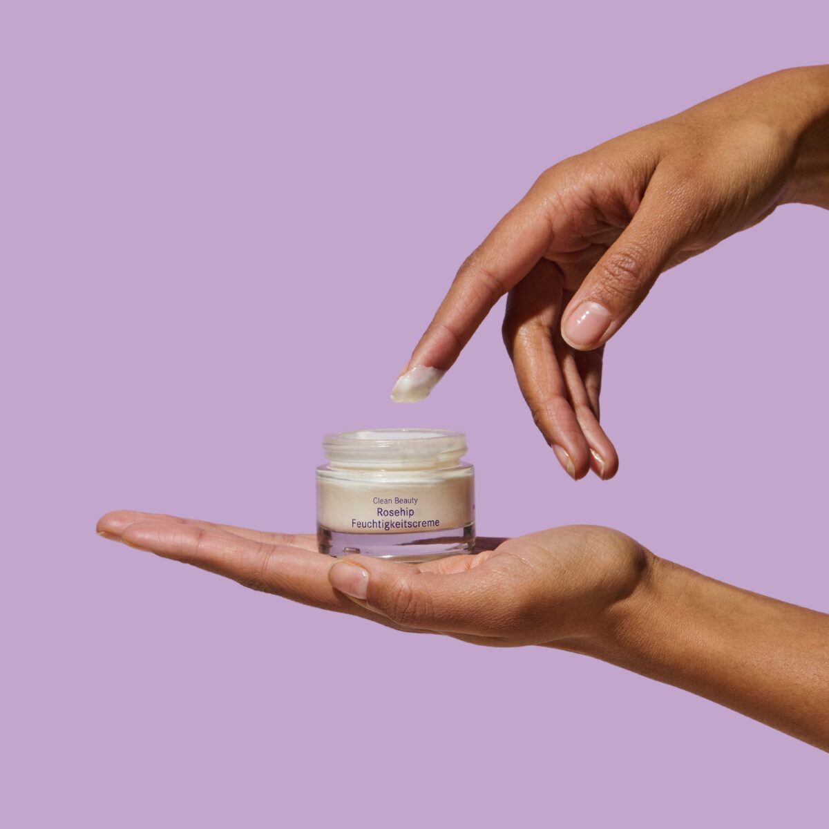 Clean Beauty Rosehip Feuchtigkeitscreme von i+m Naturkosmetik