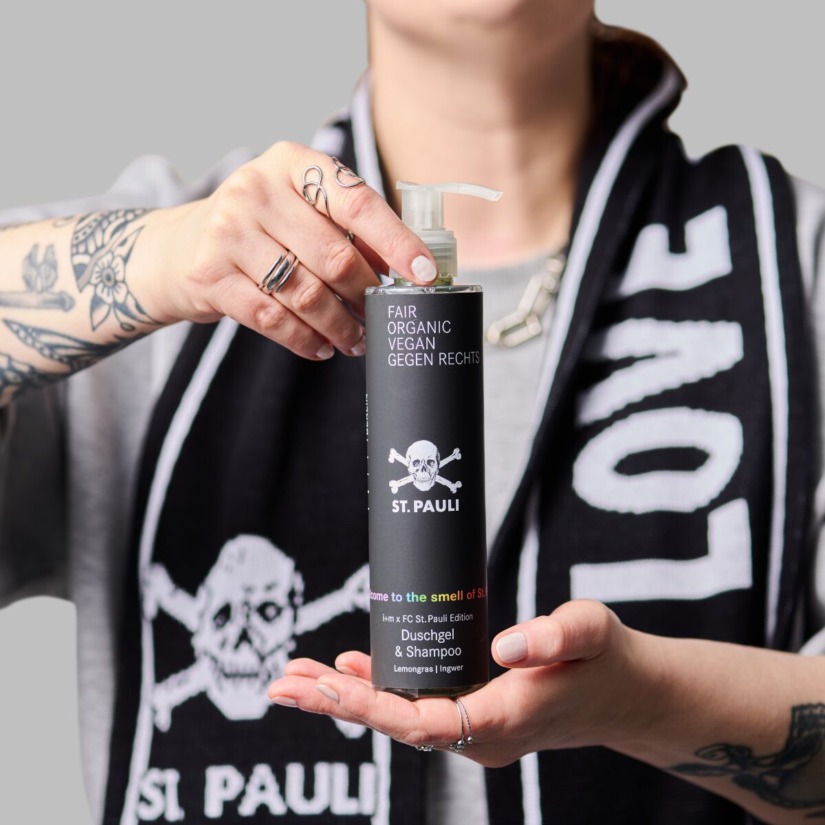 i+m x St Pauli Edition - Duschgel & Shampoo von i+m Naturkosmetik Berlin